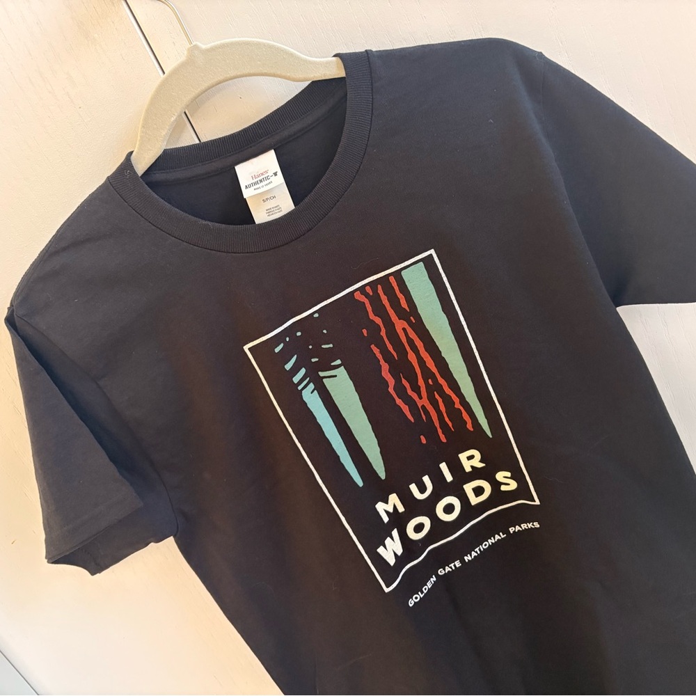 Muir Woods Black Graphic Tee - Never Worn